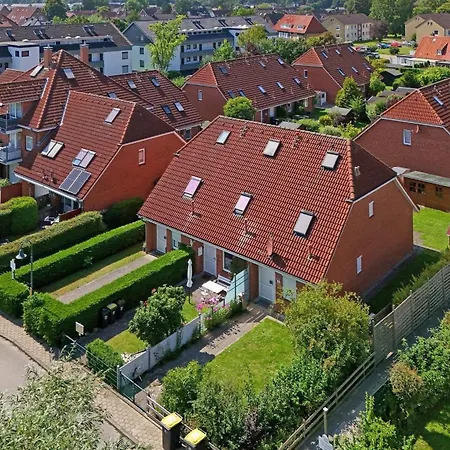 Holiday home Ferienwohnpark Amselweg Amselnest Kellenhusen