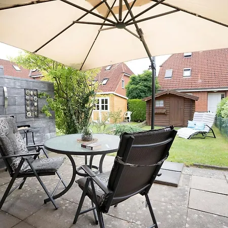 Holiday home Ferienwohnpark Amselweg Amselnest Kellenhusen