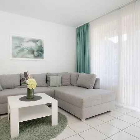 Holiday home Ferienwohnpark Amselweg Amselnest
